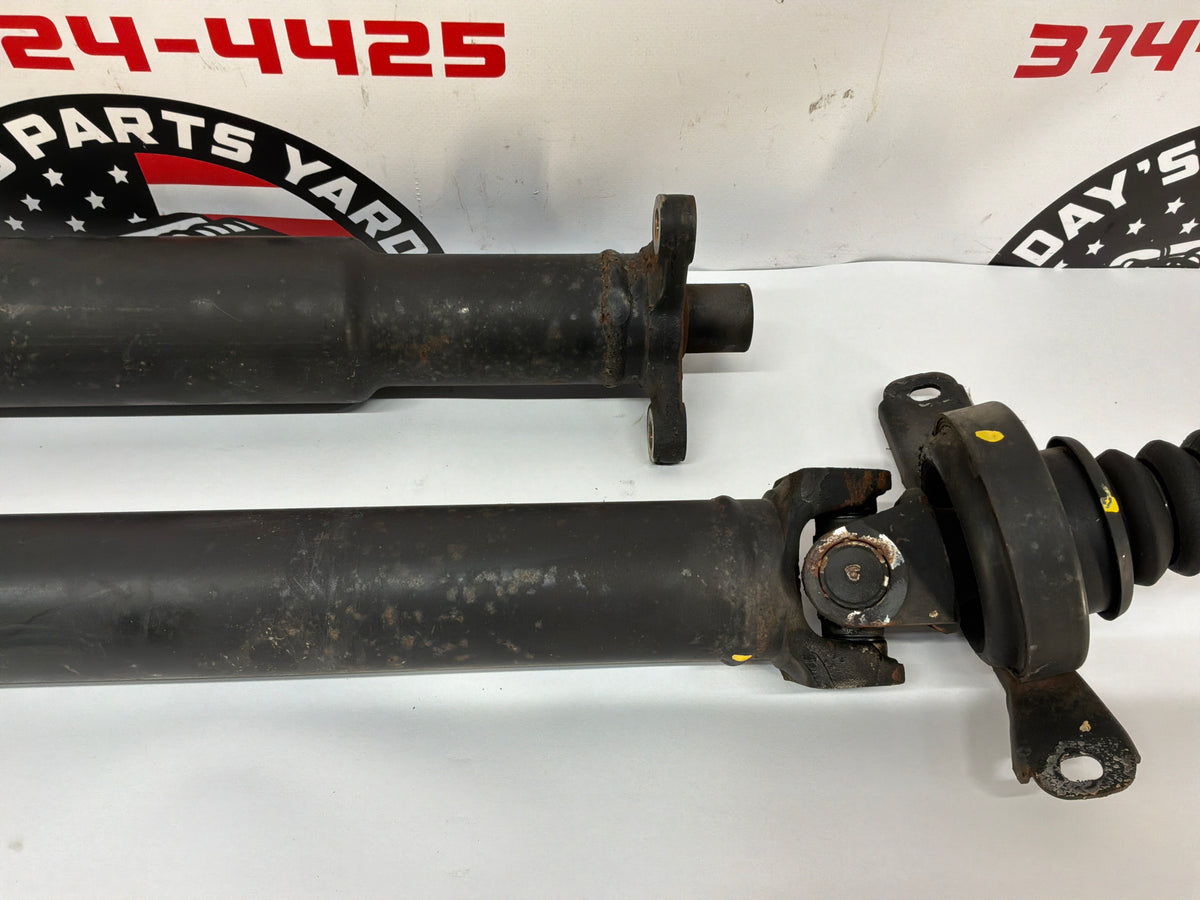 2014 Chevy Caprice PPV Drive Shaft Driveshaft Propeller Shaft OEM