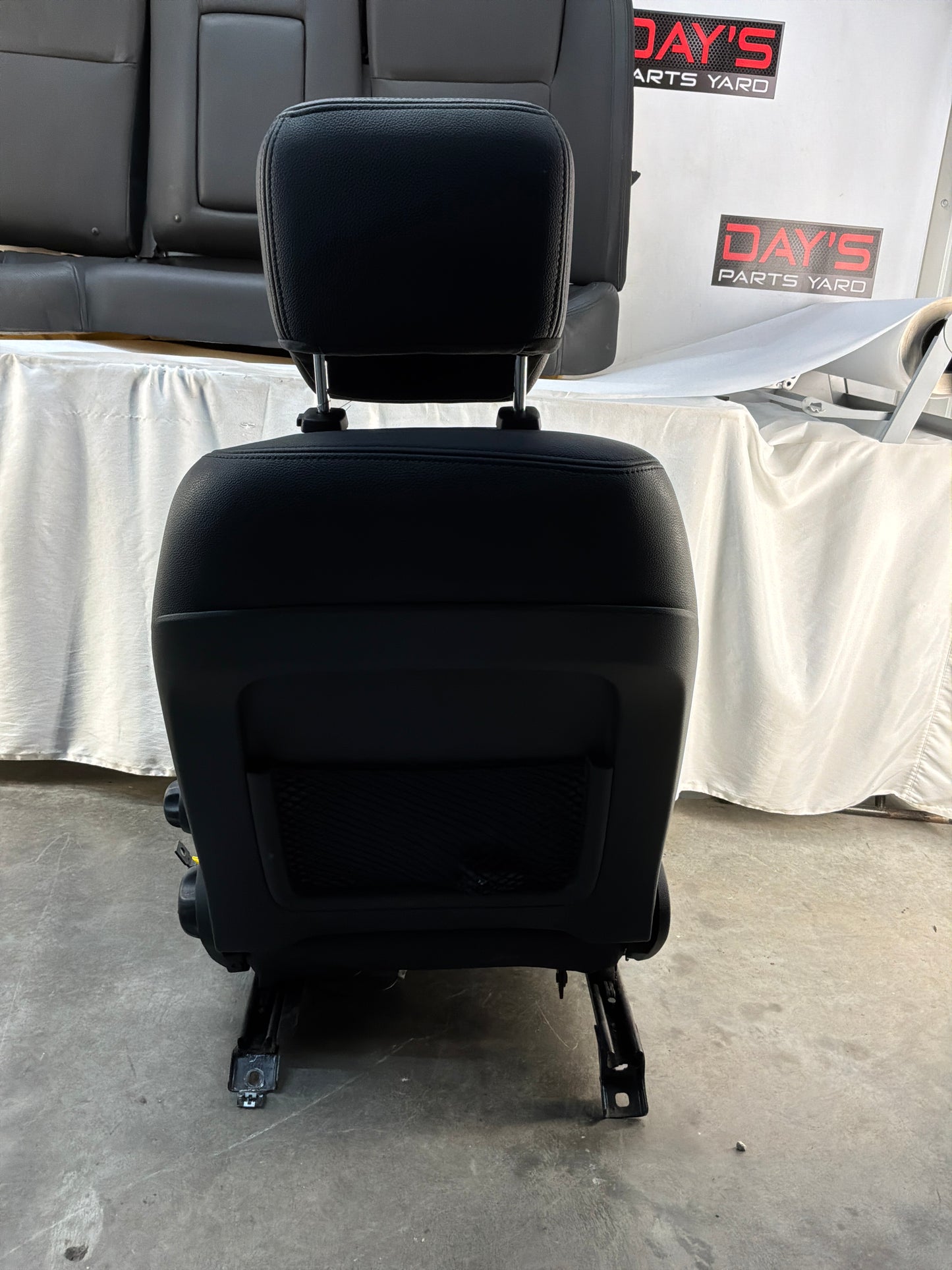 Seats - Day's Parts Yard