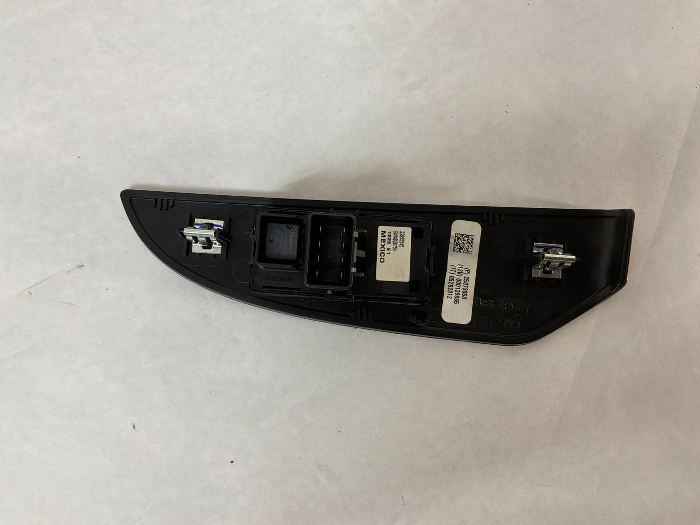 2012 Chevy Avalanche LH Driver Rear Window Control Switch OEM