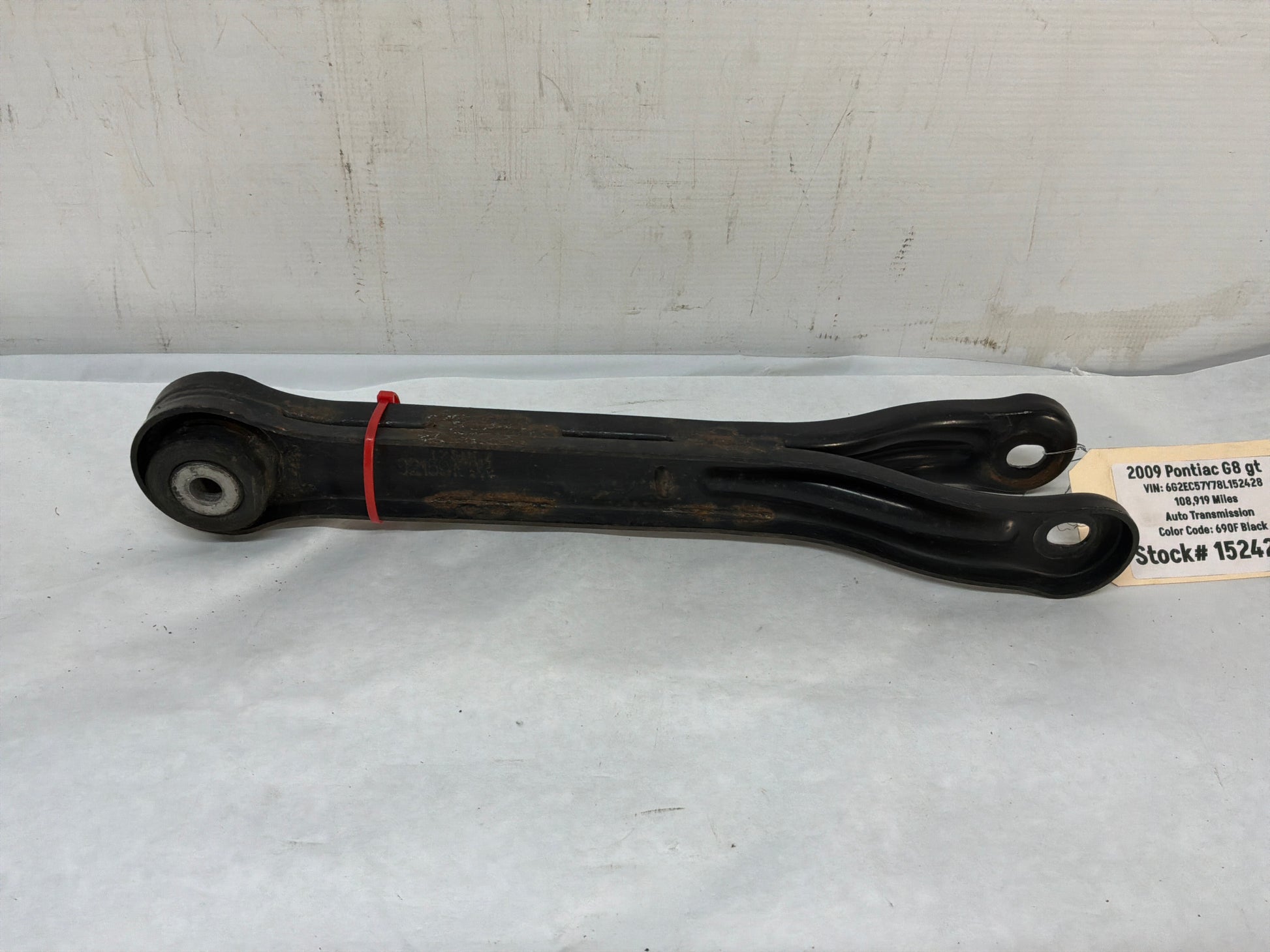 Rh front lower control arm - Day's Parts Yard