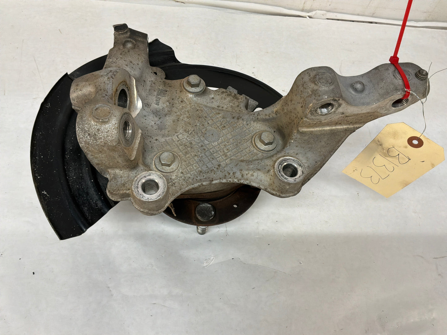 2015 Chevy SS Sedan RH Passenger Front Suspension Spindle Knuckle Hub Assembly OEM