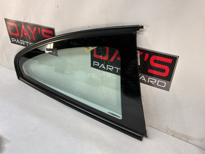 Quarter glass - Day's Parts Yard