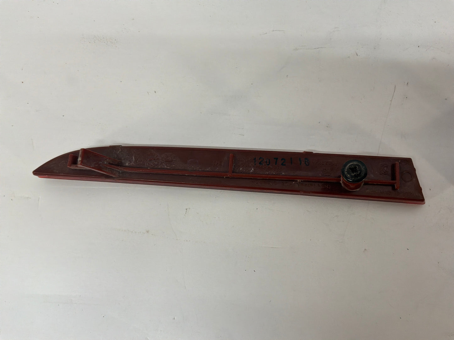 2022 Chevy Camaro SS RH & LH Bumper Red Reflector OEM
