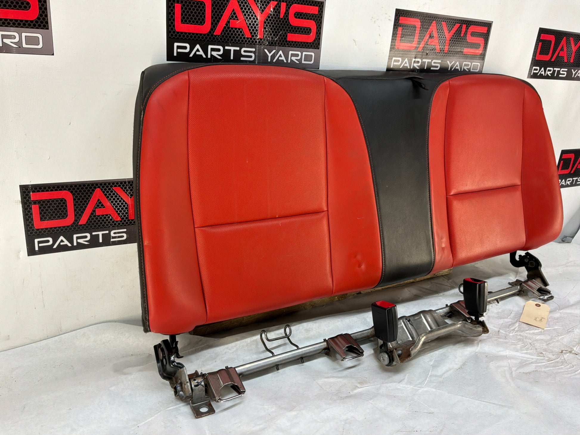 Seats - Day's Parts Yard
