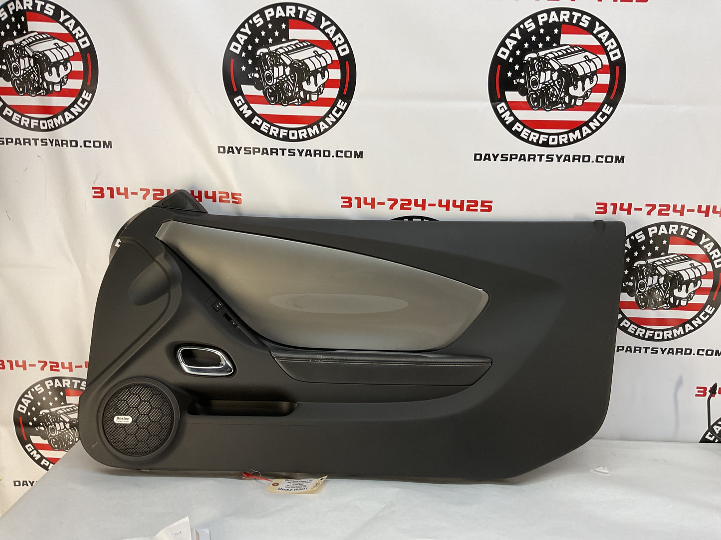 2013 Chevy Camaro 1LE RH Passenger Interior Door Panel Trim Molding OEM
