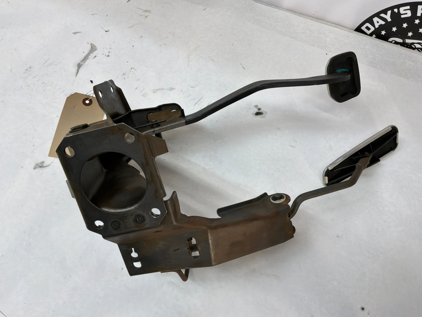 2004 Pontiac GTO Manual Transmission Pedal Assembly OEM