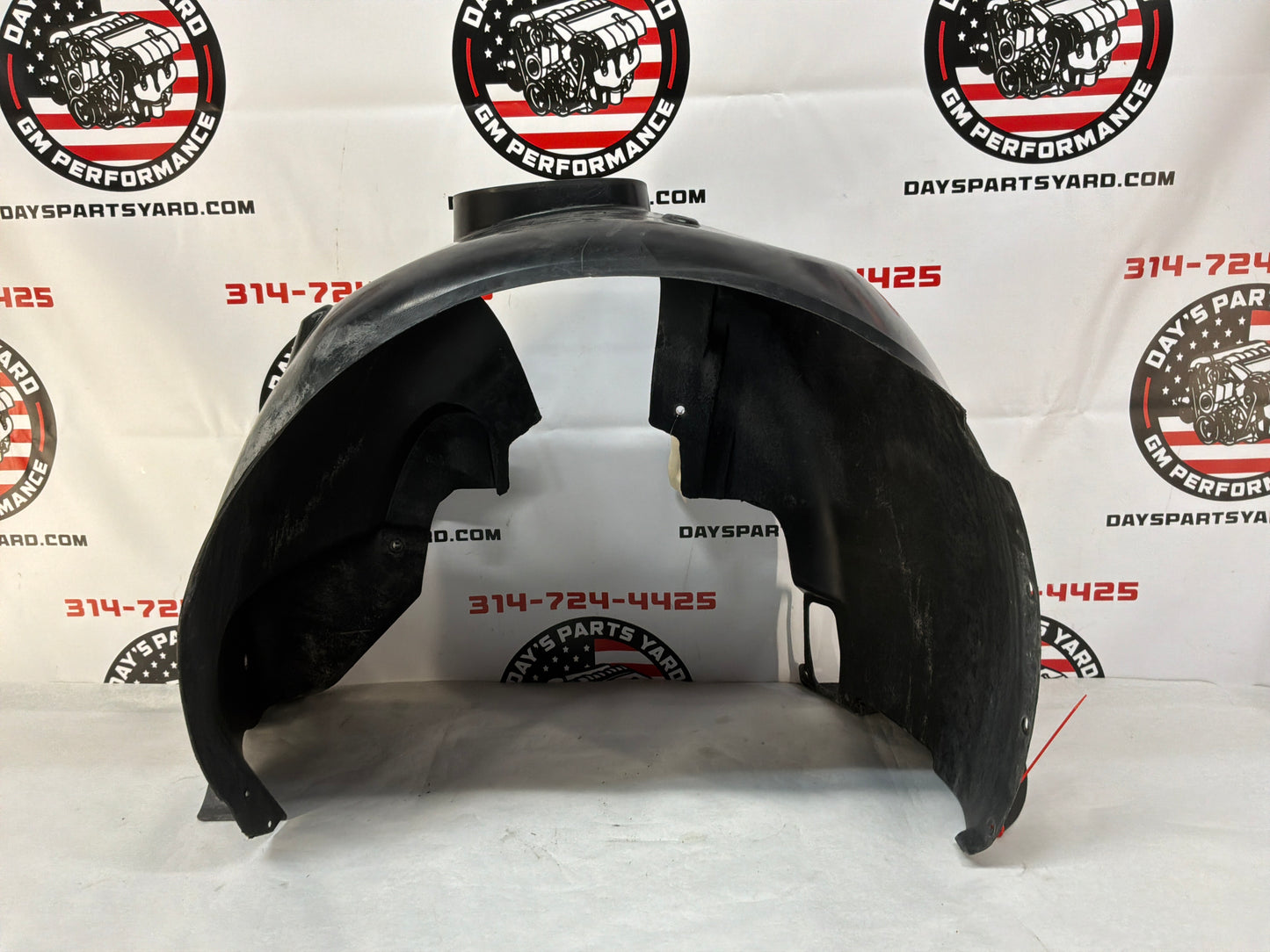 2014 Chevy Camaro SS RH Passenger Front Fender Wheel House Well Liner OEM