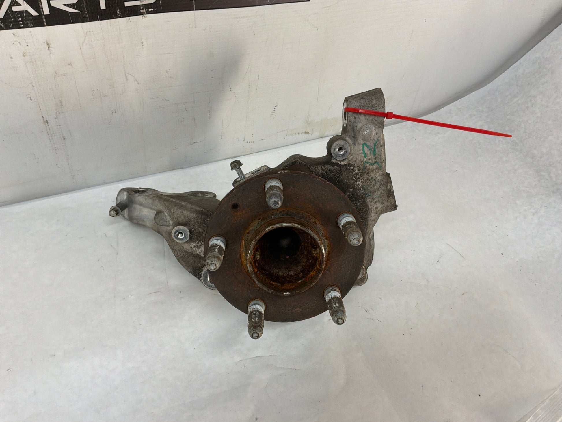 Rh front spindle - Day's Parts Yard