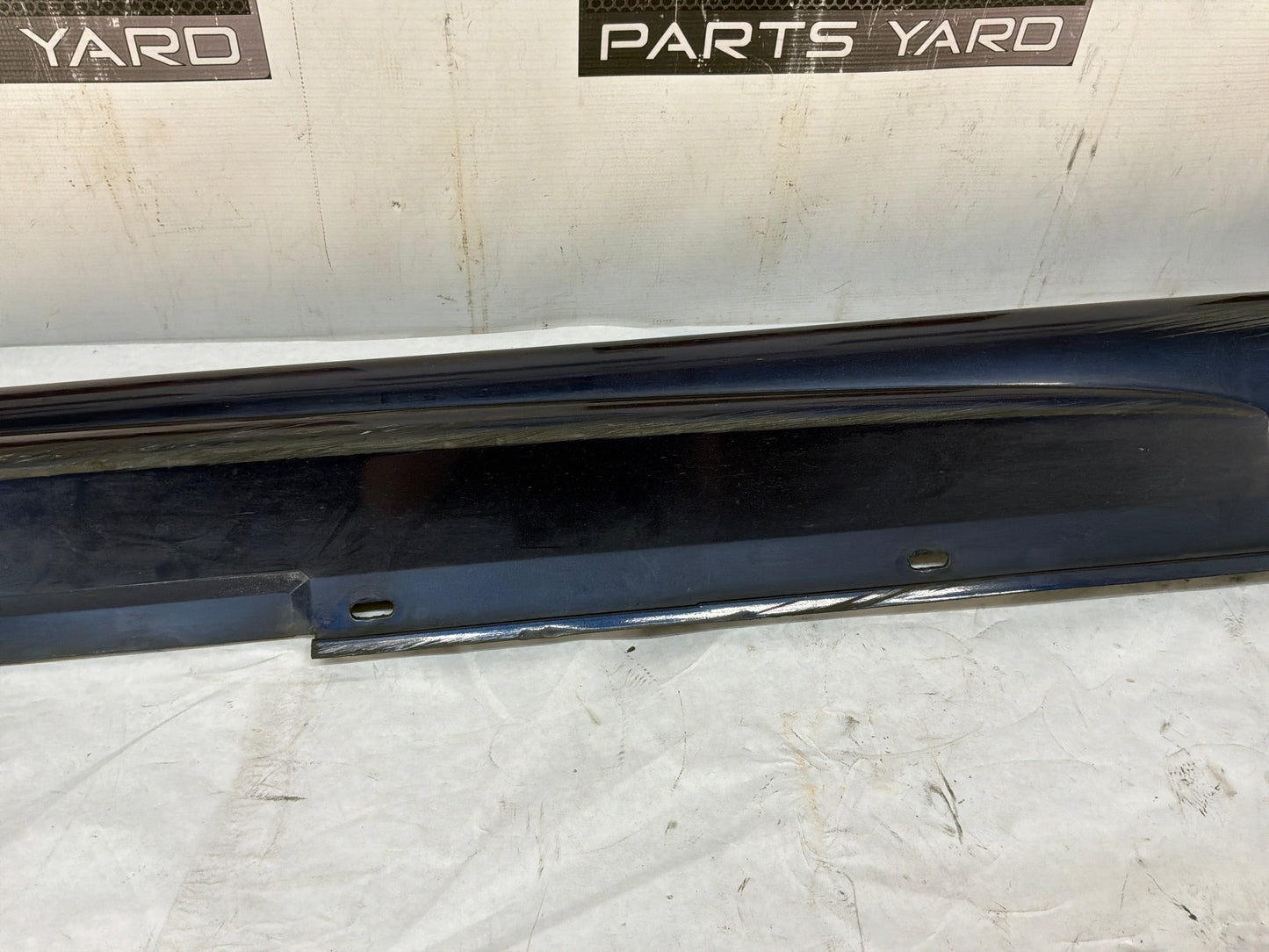 Rh rocker panel - Day's Parts Yard