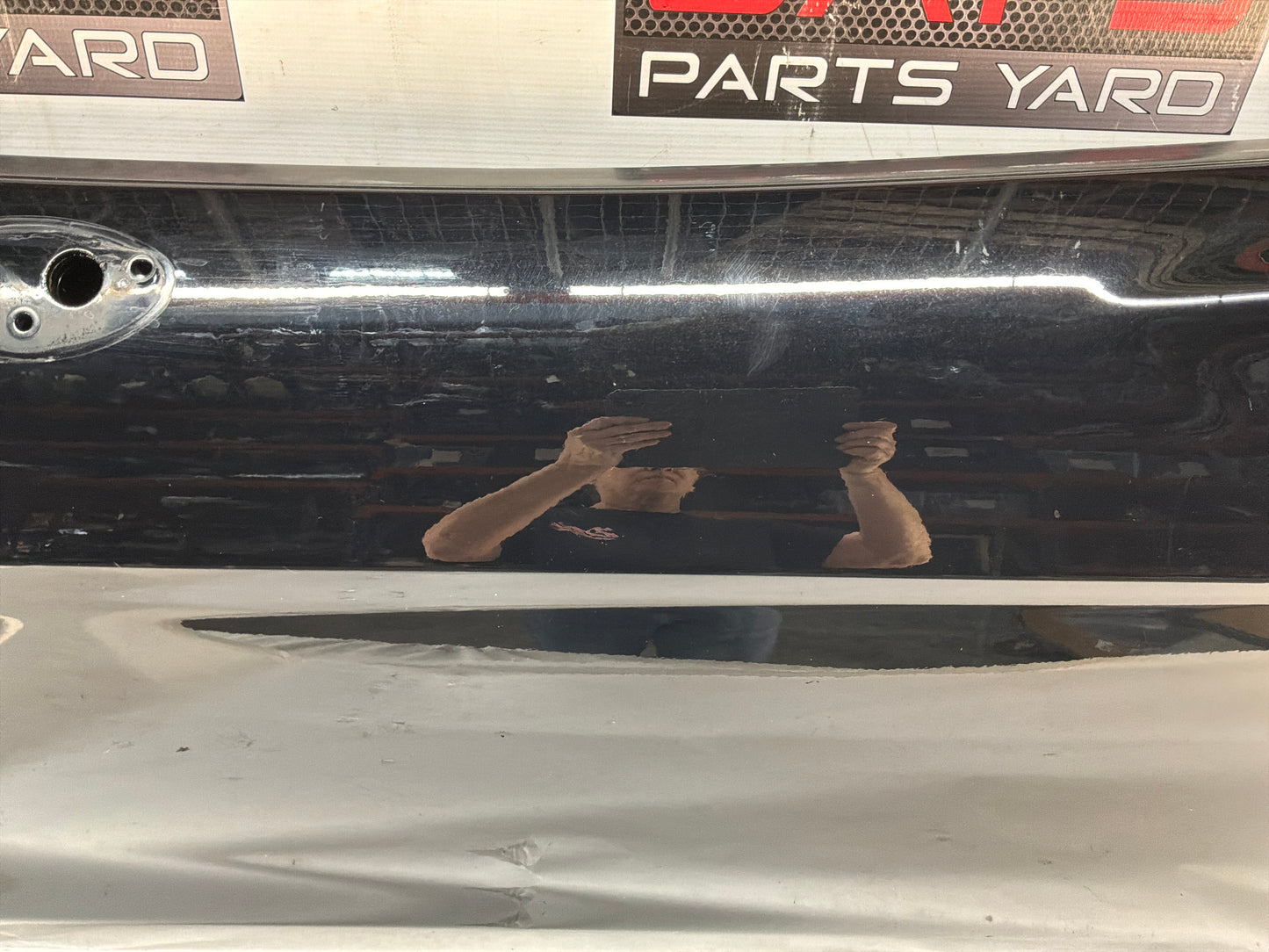 Lh front exterior door - Day's Parts Yard