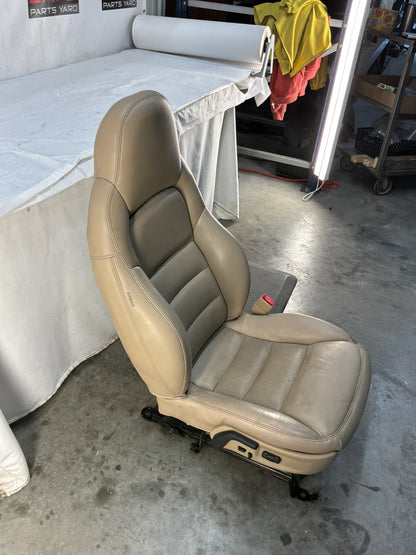 Seats - Day's Parts Yard