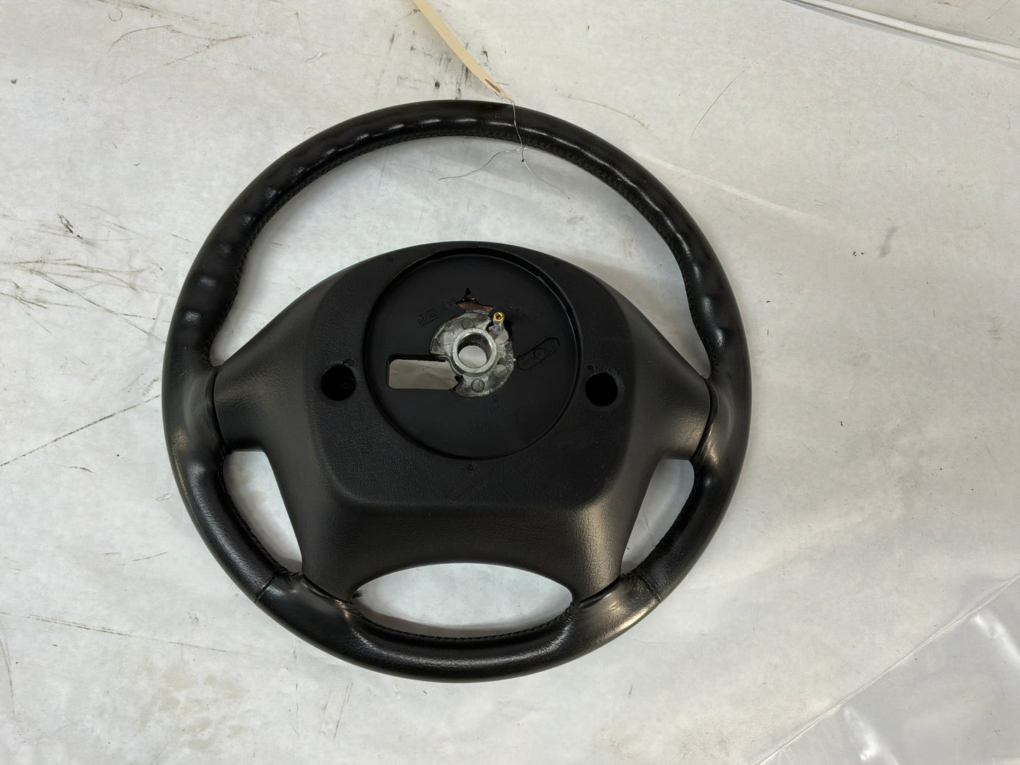Steering wheel - Day's Parts Yard