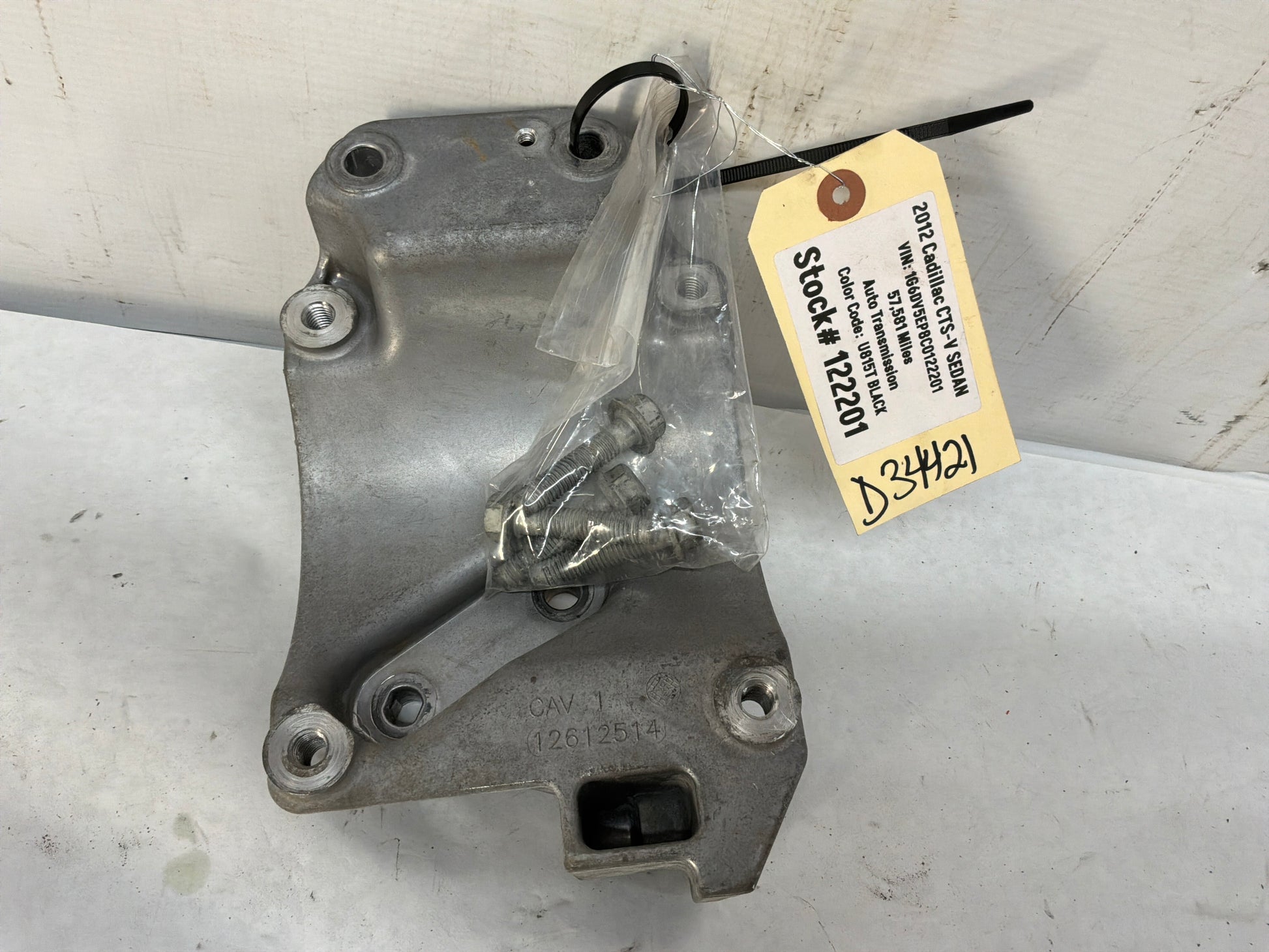 Bracket - Day's Parts Yard