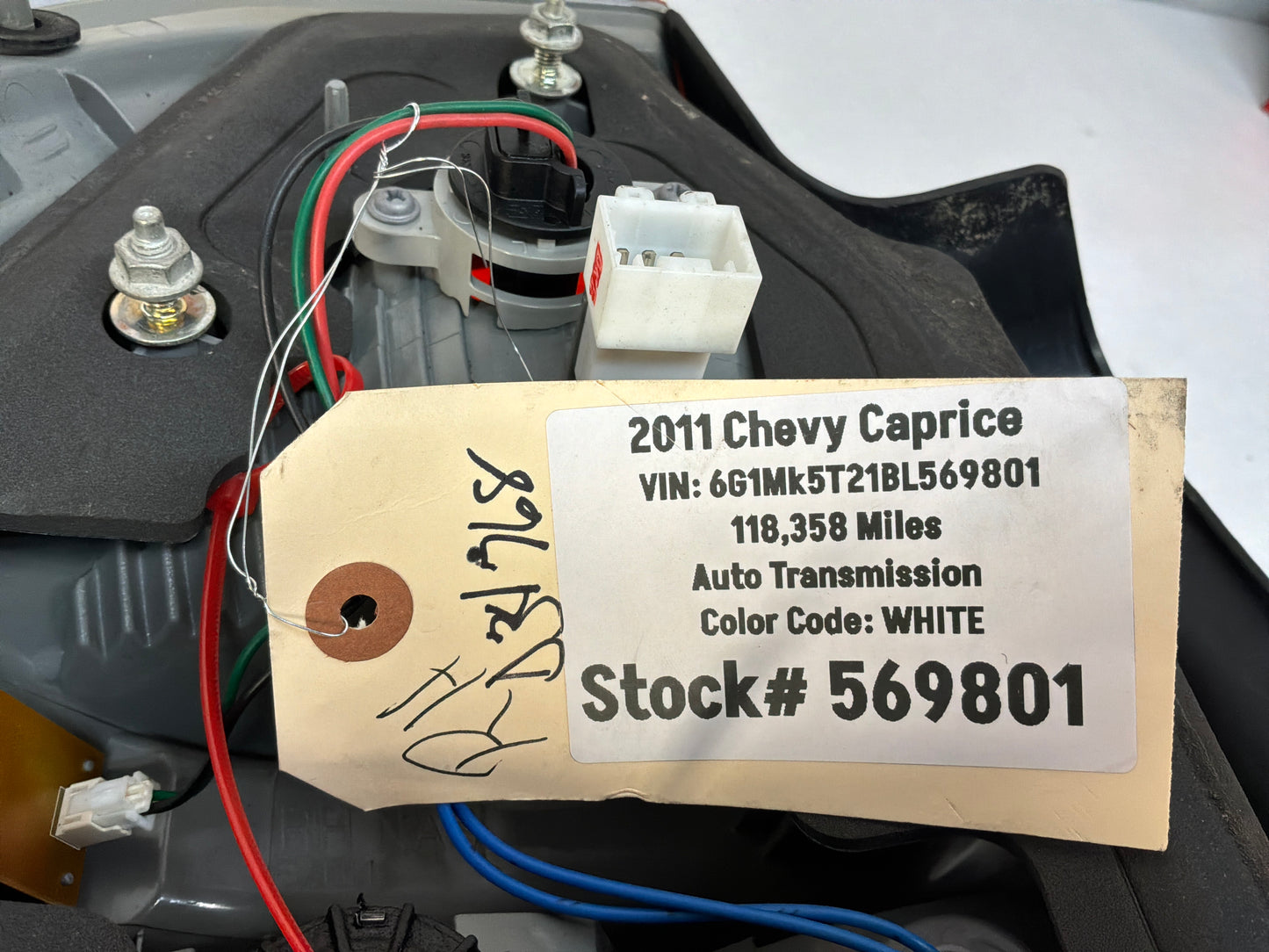 Rh taillight - Day's Parts Yard