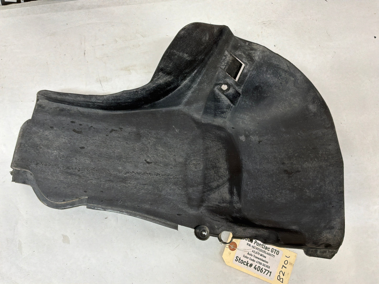 2005 Pontiac GTO LH Driver Rear Quarter Fender Wheel House Well Liner OEM