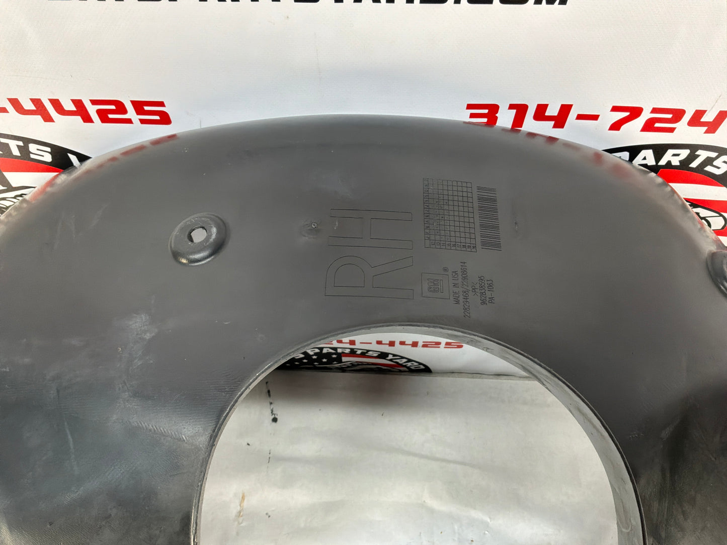 2015 Chevy Camaro SS 1LE RH Passenger Front Fender Wheel House Well Liner OEM