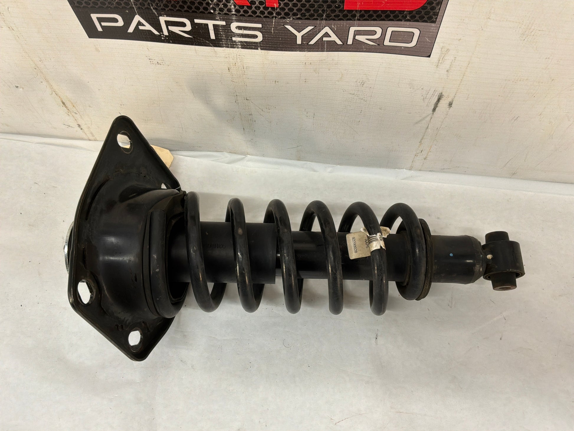 Lh rear shock - Day's Parts Yard