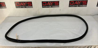 Lh door weather strip - Day's Parts Yard