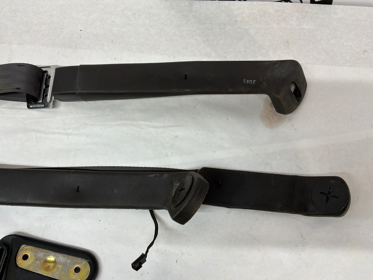 2002 Pontiac Trans Am WS6 Front & Rear Seat Belt Seatbelt Buckle Retractors OEM