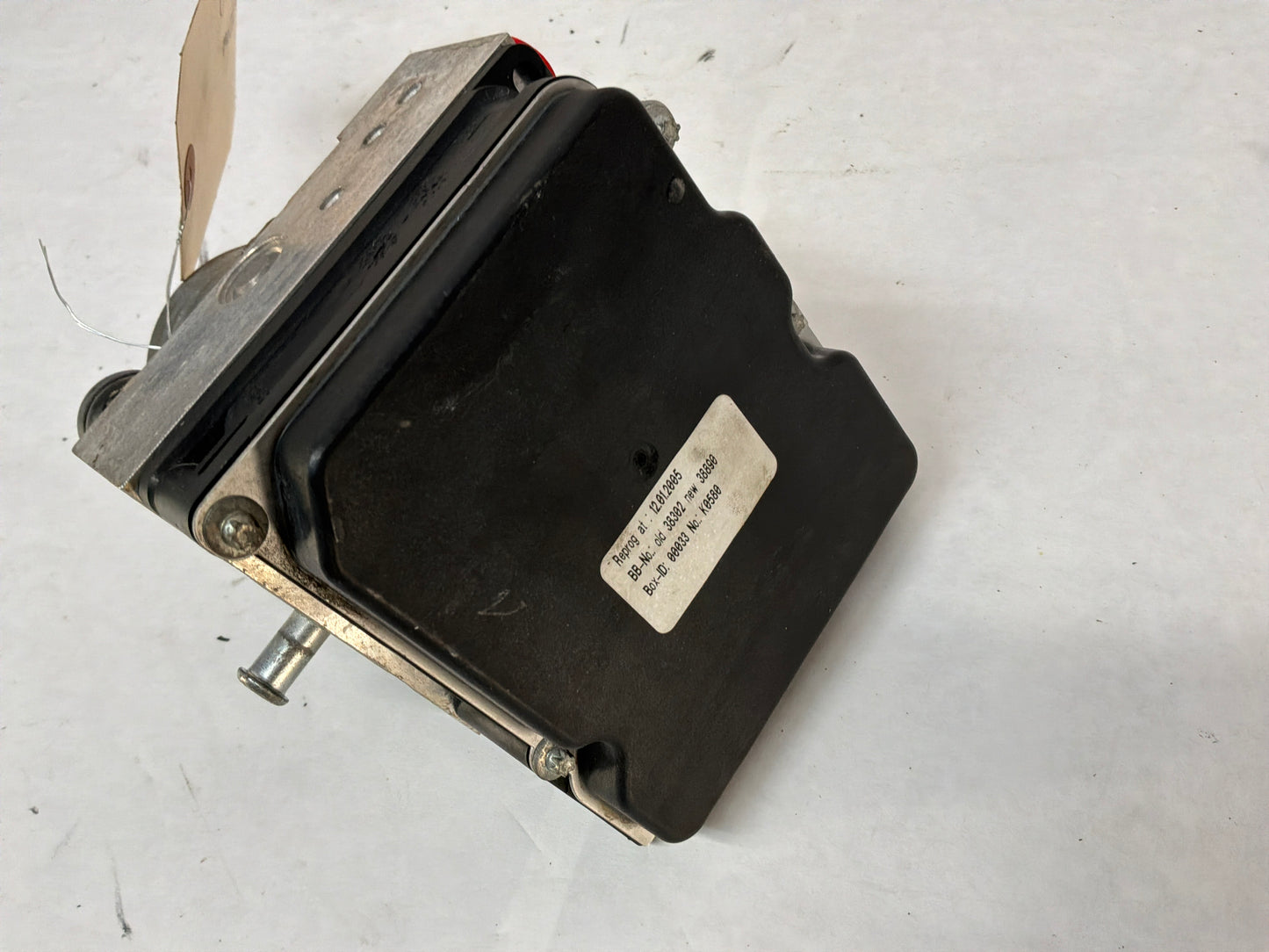 2005 Pontiac GTO ABS Anti Lock Brake Control Module Valve OEM