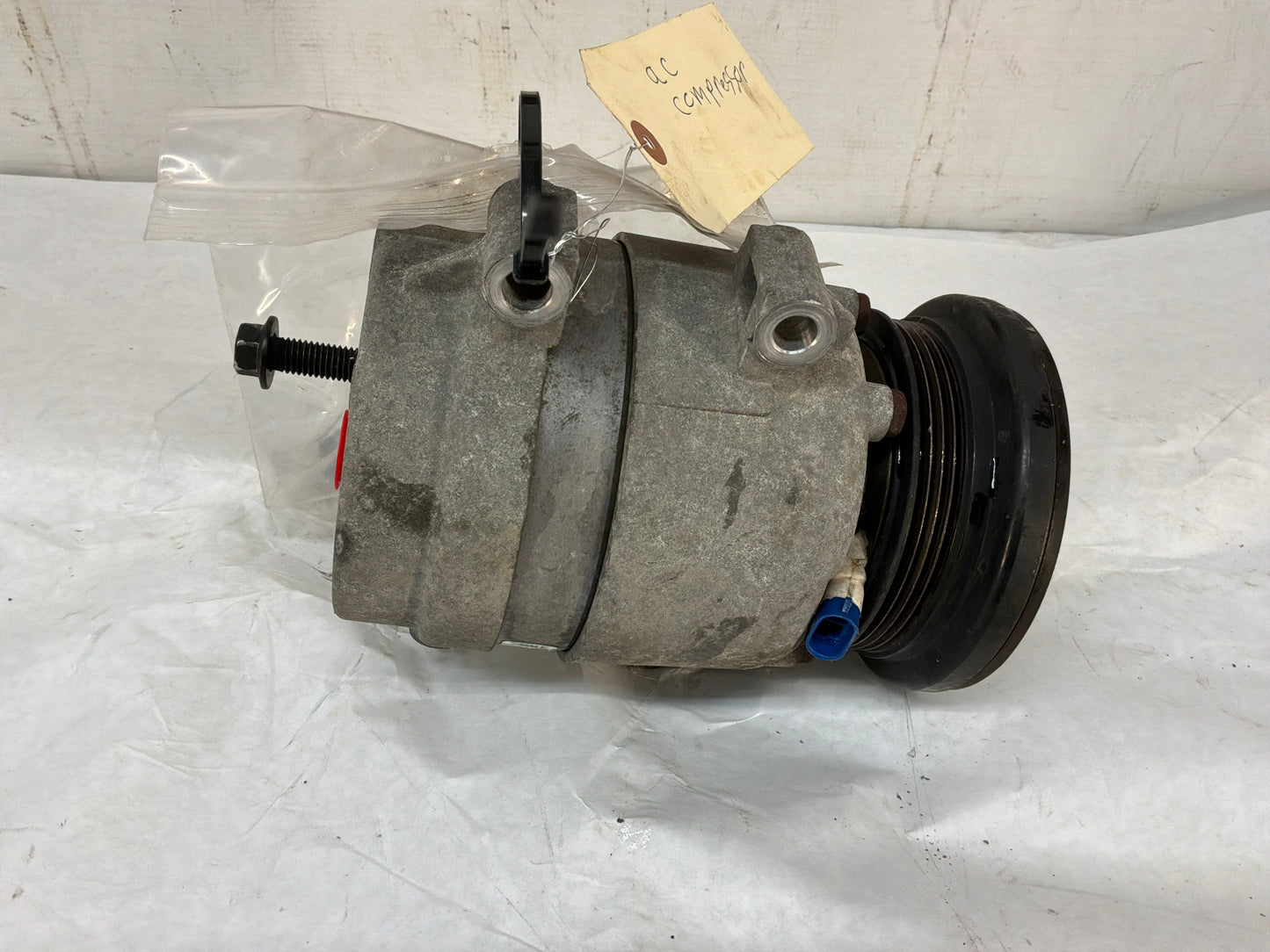2002 Chevy Camaro Z28 AC A/C Air Conditioner Compressor w/ Hardware OEM - Day's Parts Yard