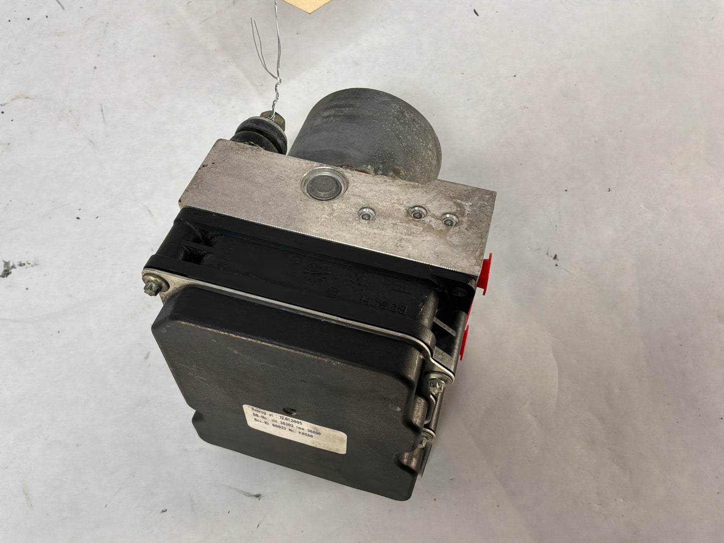 2005 Pontiac GTO ABS Anti Lock Brake Control Module Valve OEM