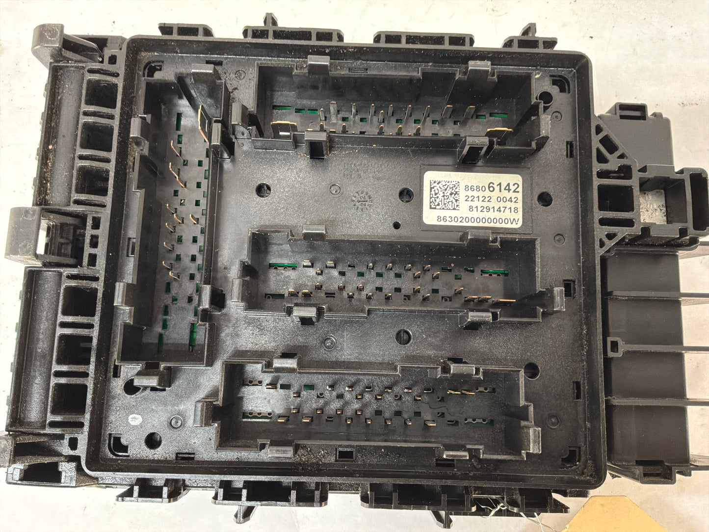 2023 Chevy Camaro SS Engine Motor Bay Wiring Harness Junction Fuse Box Block OEM