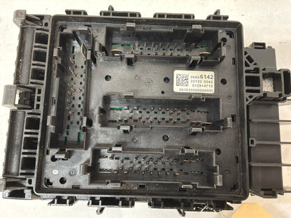 2023 Chevy Camaro SS Engine Motor Bay Wiring Harness Junction Fuse Box Block OEM