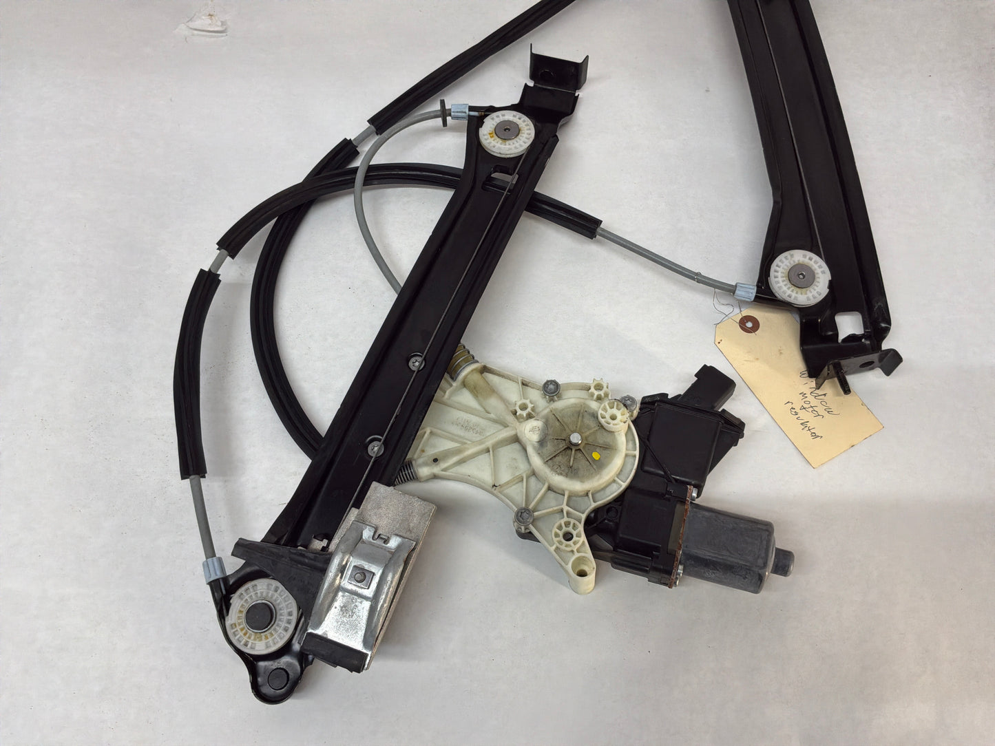 2013 Chevy Camaro 1LE LH Driver Front Window Regulator Motor OEM