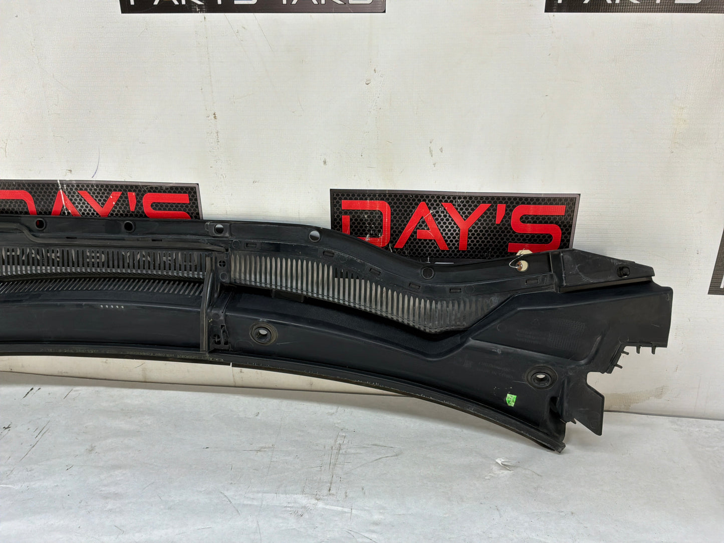 Cowl - Day's Parts Yard