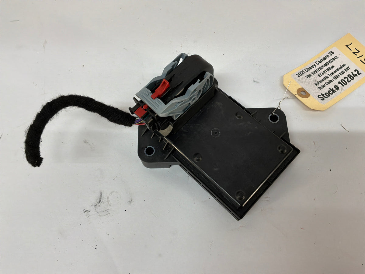 2021 Chevy Camaro SS Traction Control Module w/ Bracket  OEM