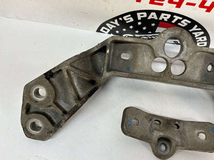 2012 Cadillac CTS-V Automatic Transmission Crossmember Mount OEM