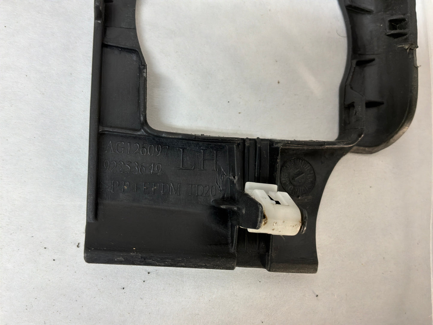 Switch bezel - Day's Parts Yard