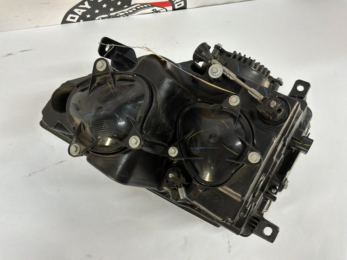 2009 Cadillac CTS-V LH Driver HID Xenon Head Light Headlight Lamp OEM