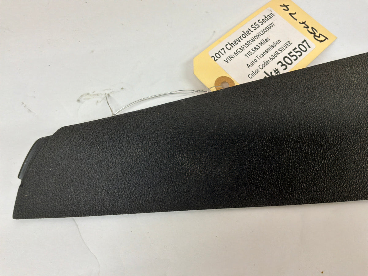 2017 Chevy SS Sedan RH Passenger Center Console Side Trim Extension Panel Molding OEM