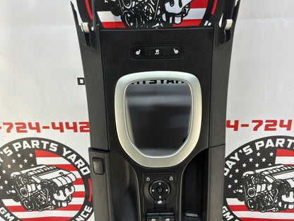 2008 Pontiac G8 GT Center Console w/Shifter OEM
