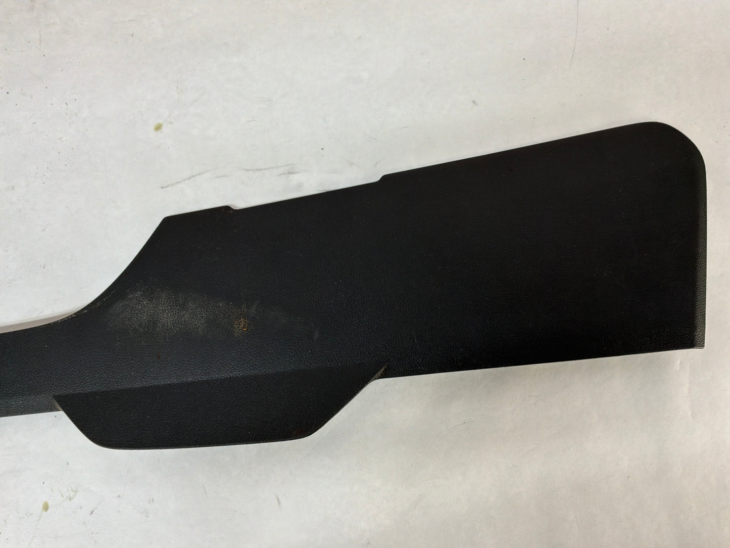 2008 Pontiac G8 Base RH & LH Center Console Side Trim Panels OEM