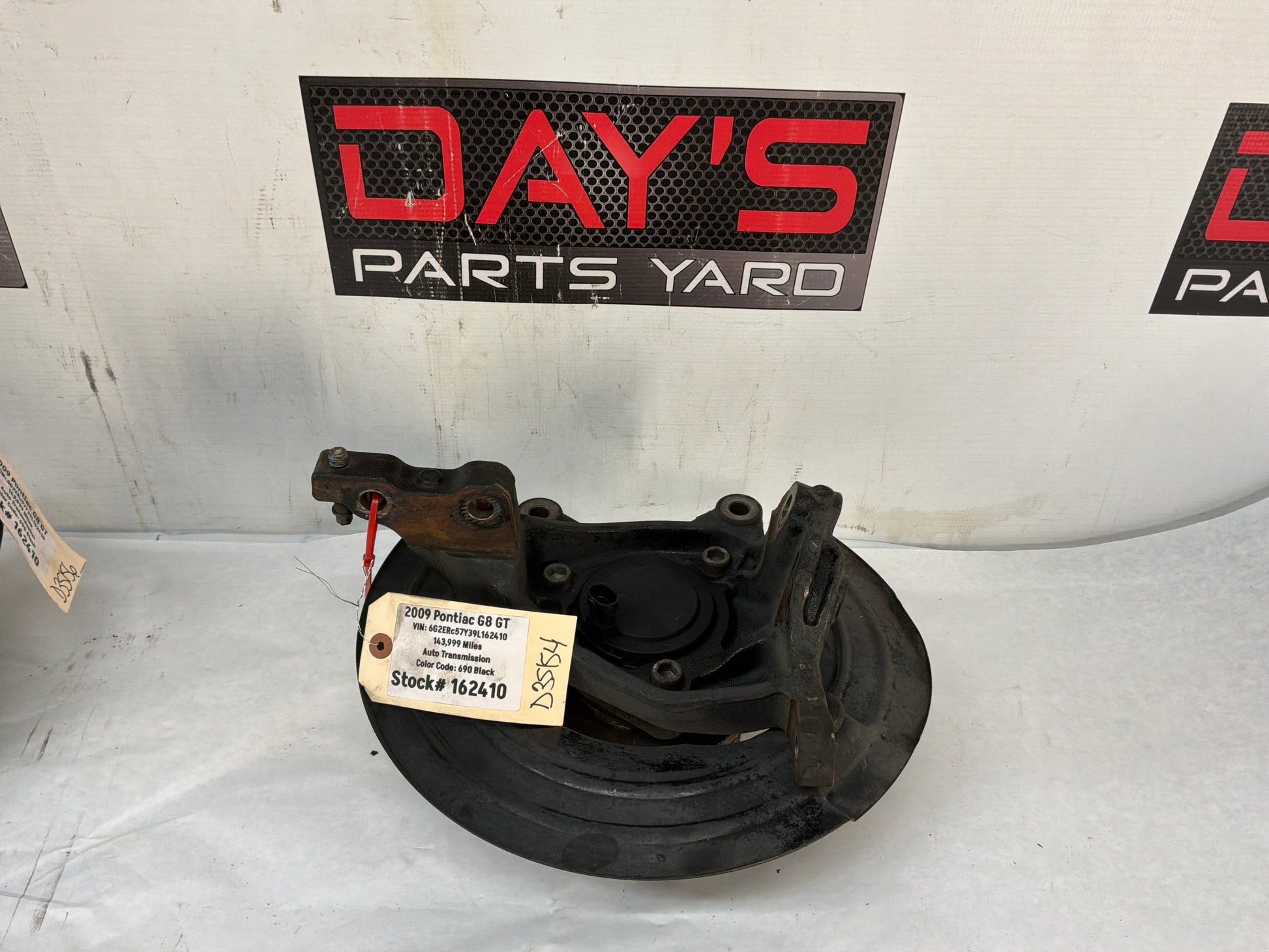 Rh front spindle - Day's Parts Yard