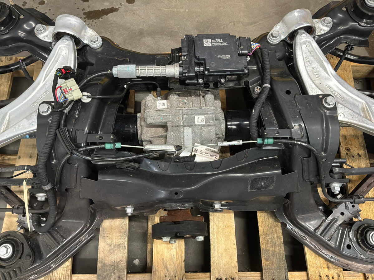 2016 Chevrolet SS Sedan Complete Rear Suspension Cradle 3.27 LSD Differential Rear End OEM