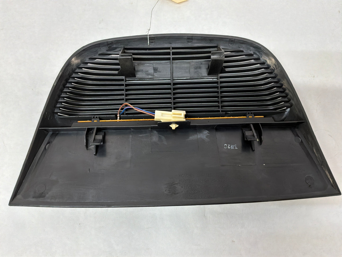 2004 Pontiac GTO 3rd Third Brake Taillight Light Lamp High Mount OEM