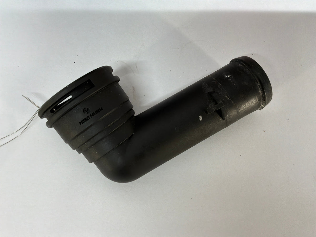 2015 Chevy SS Sedan Lower Radiator Coolant Hose Elbow Outlet Pipe OEM