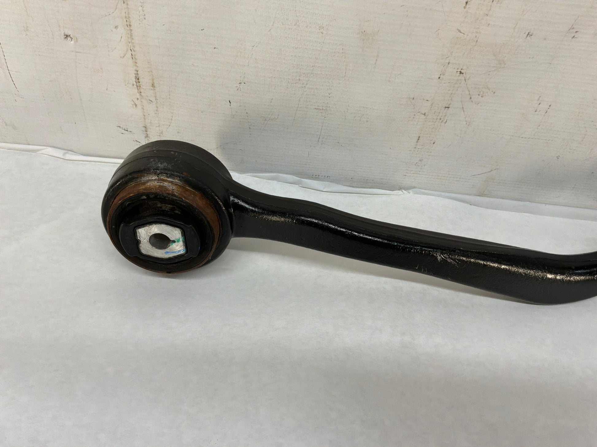 Front lh control arm - Day's Parts Yard