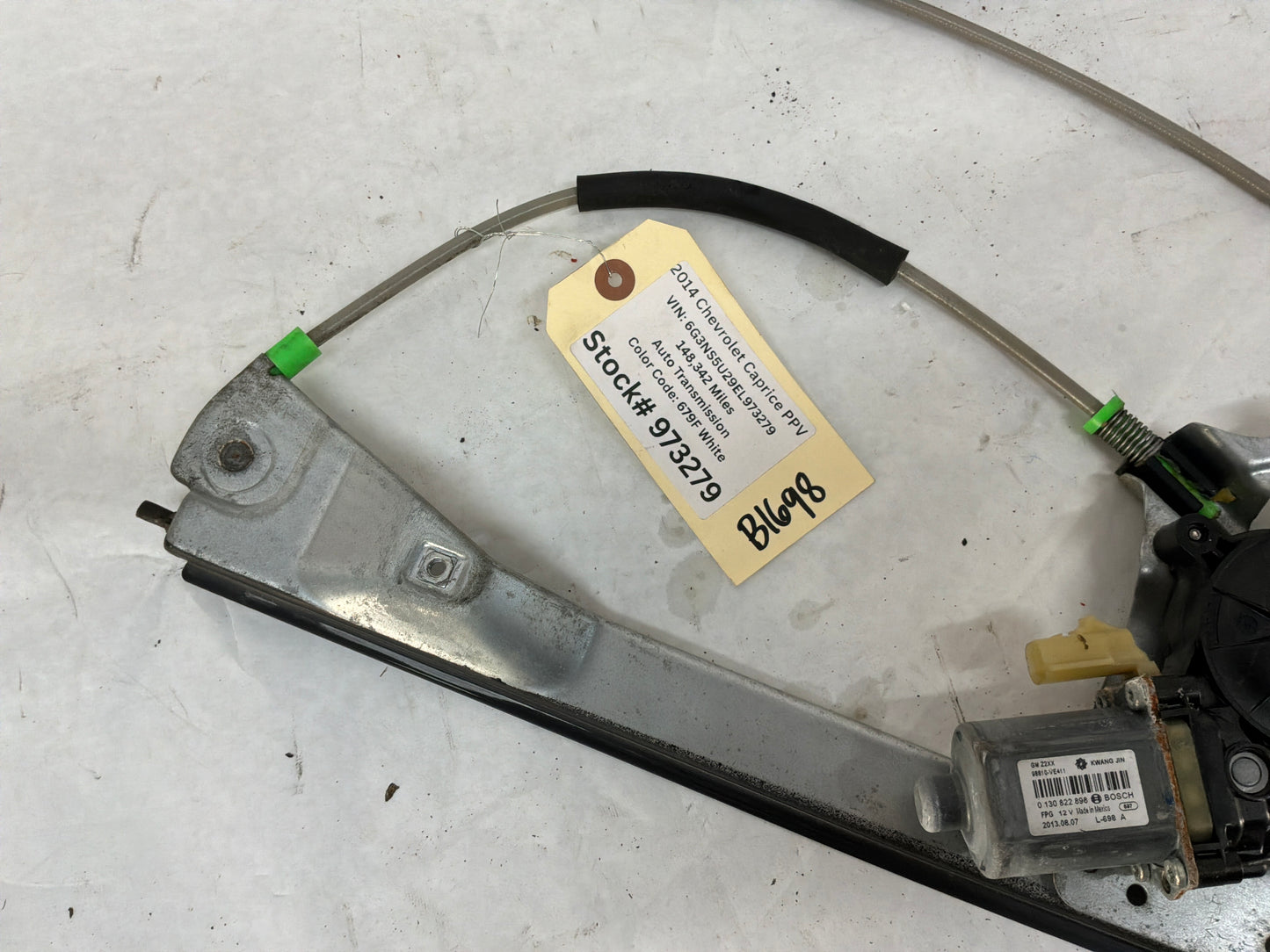 2014 Chevy Caprice PPV LH Driver Front Window Regulator Motor OEM