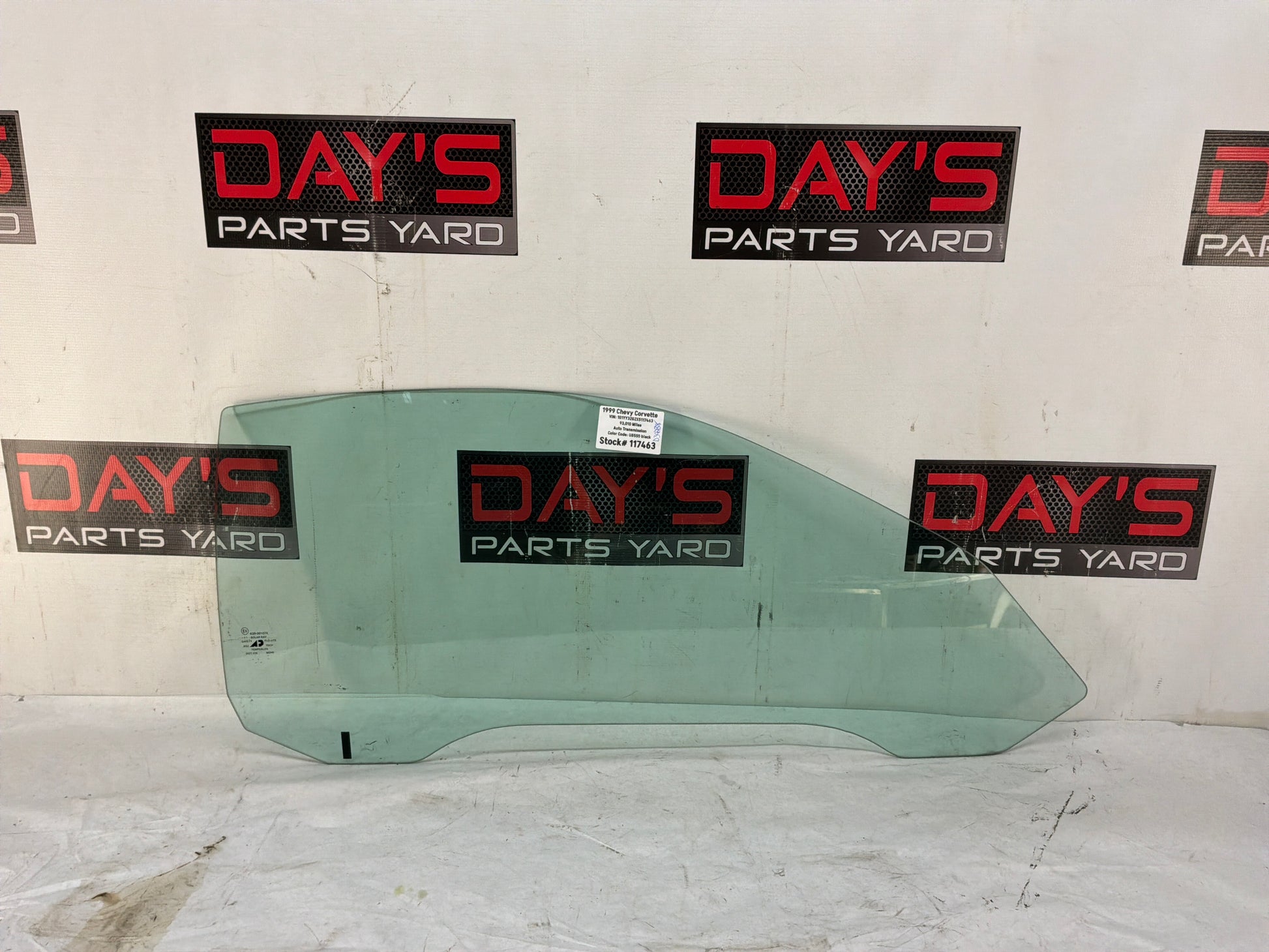 Rh front glass - Day's Parts Yard