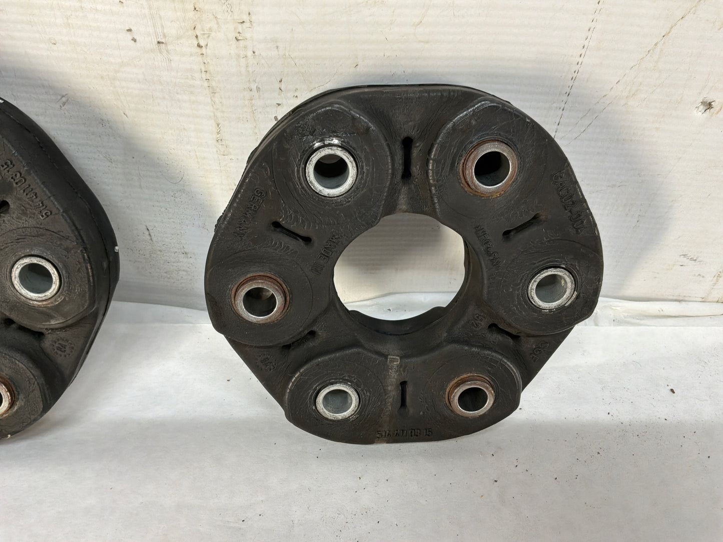 2015 Chevrolet Camaro SS 1LE Driveshaft Drive Shaft Rubber Couplers Isolators OEM
