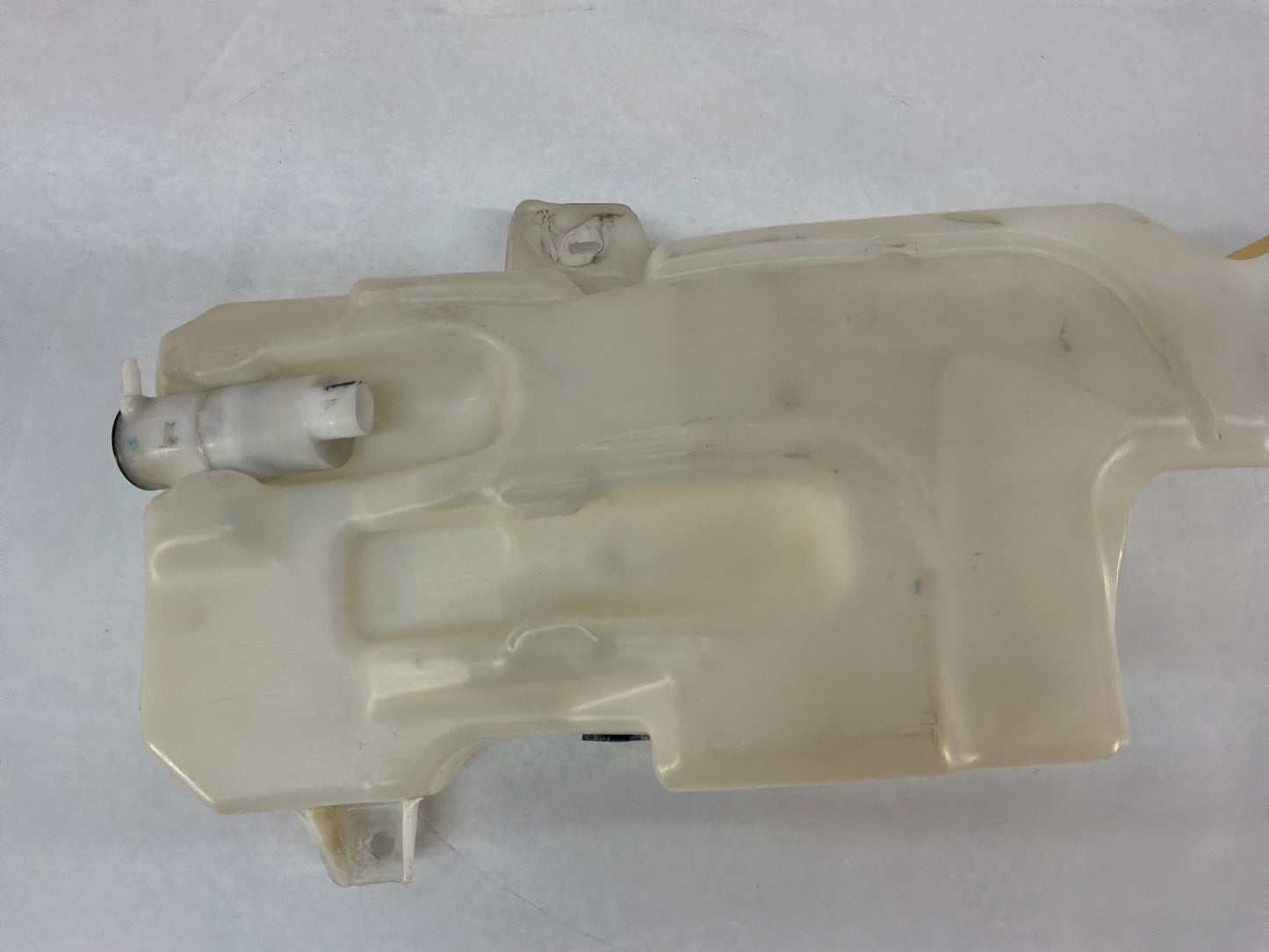 2012 Chevy Avalanche Windshield Reservoir OEM