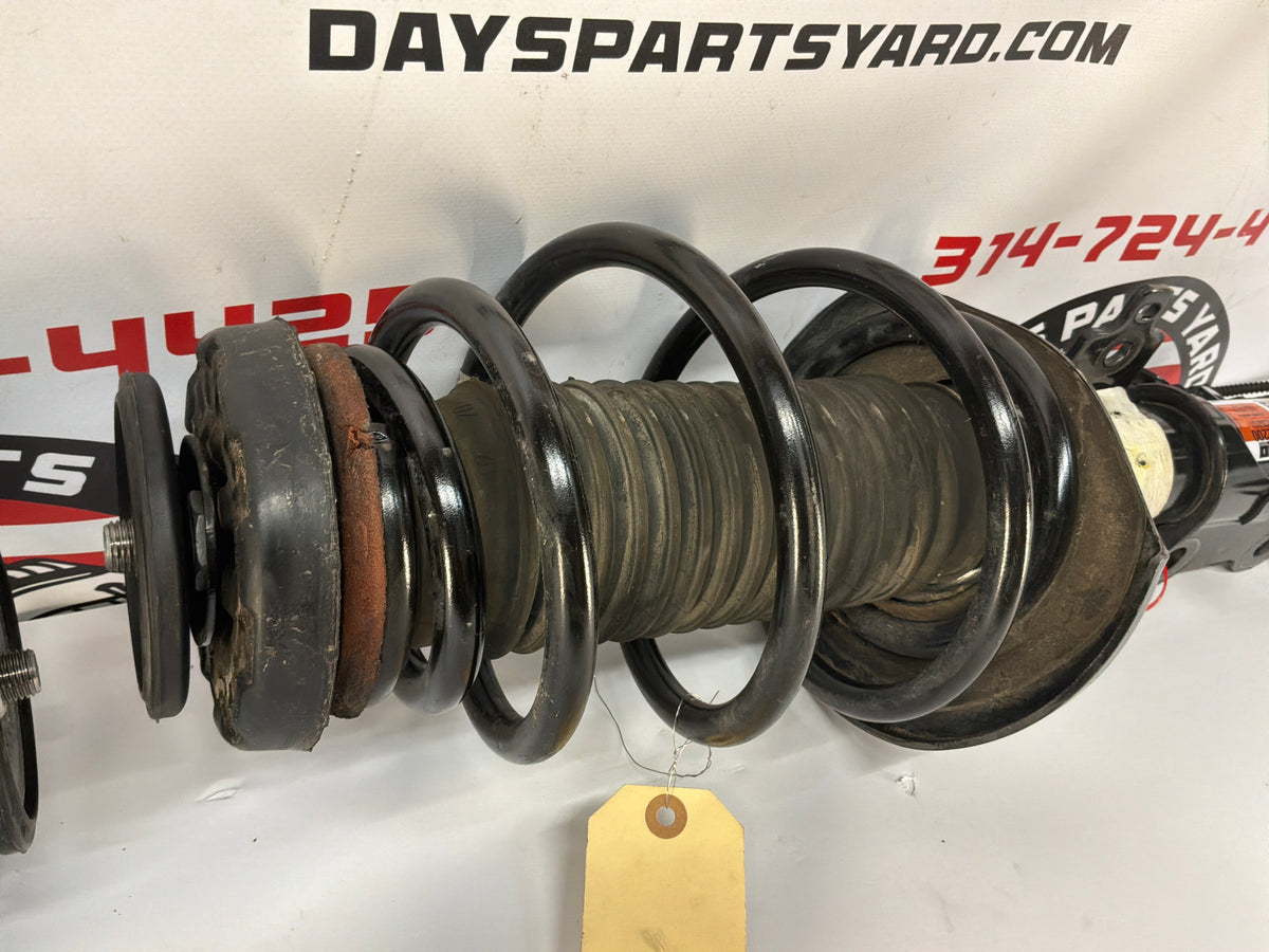2013 Chevy Camaro ZL1 RH & LH Front Magnetic Ride Struts Shocks Assemblies OEM