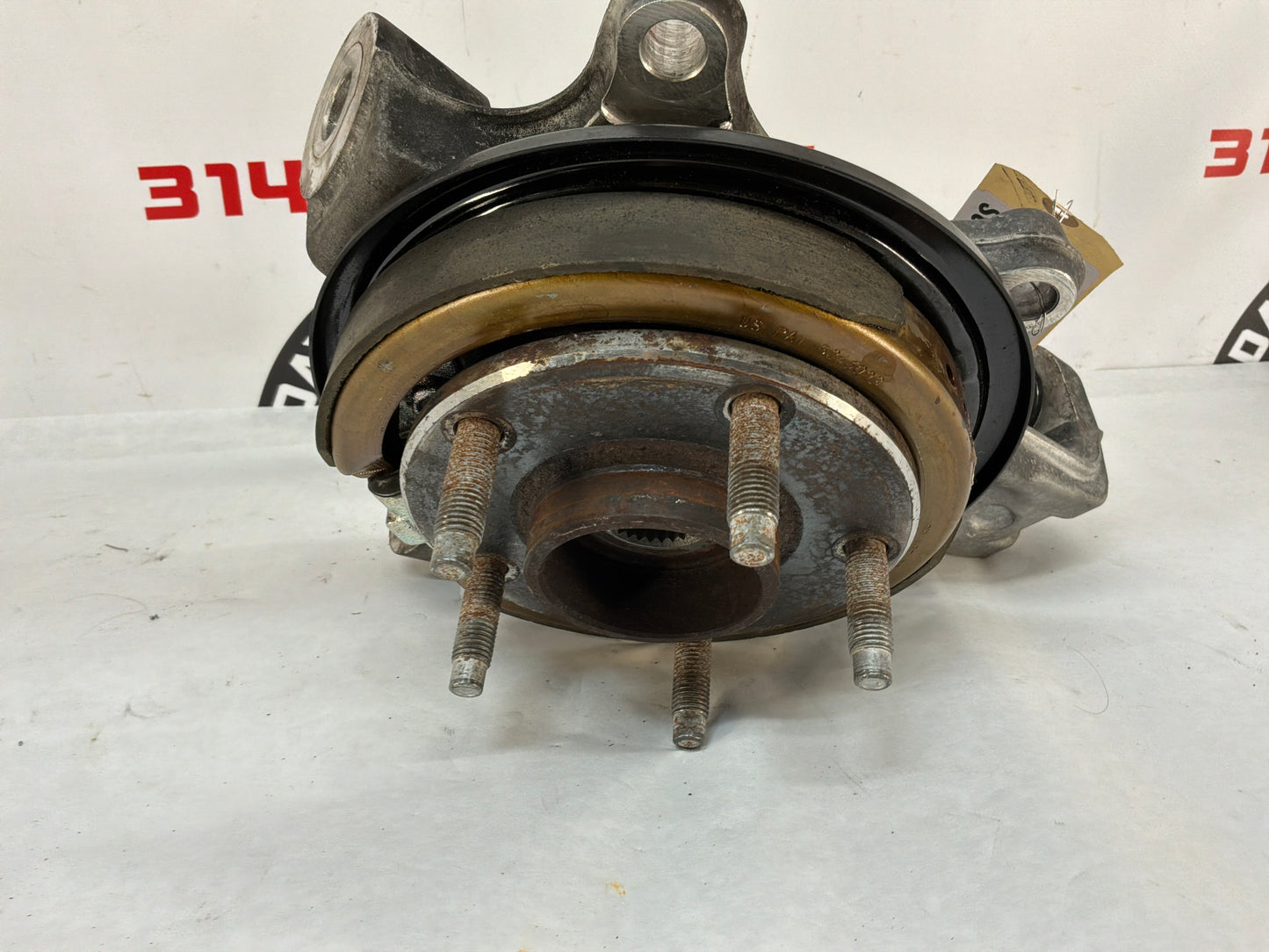 2007 C6 Corvette Convertible LH Driver Rear Suspension Spindle Knuckle Hub Wheel Bearing OEM