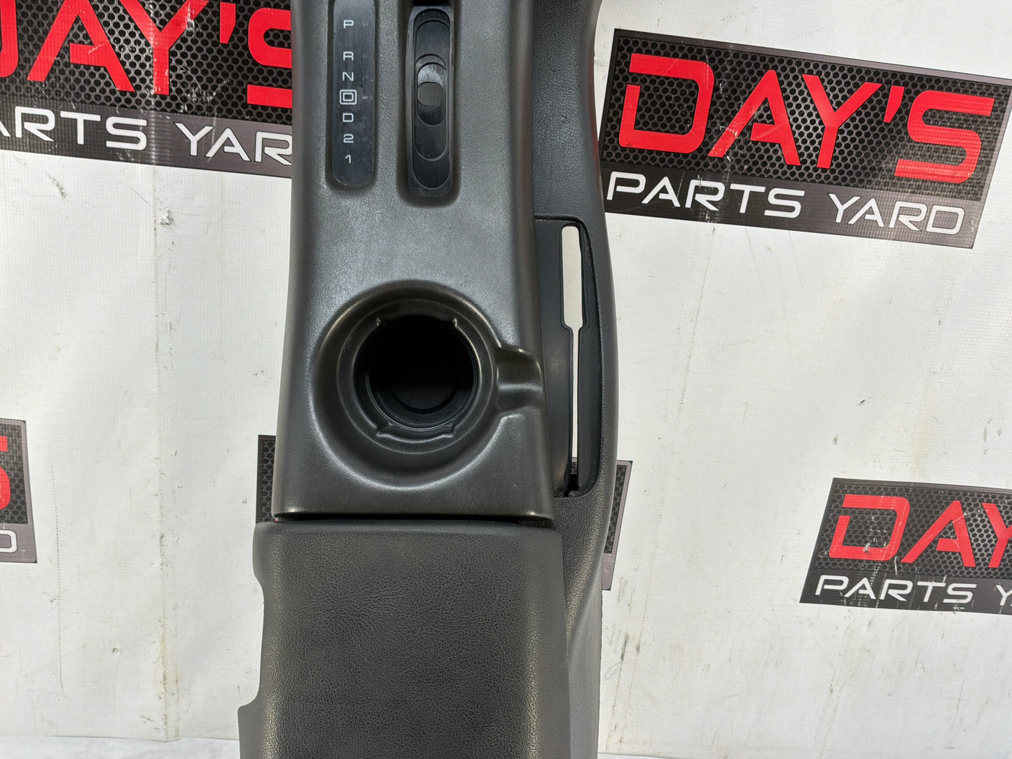 Center console - Day's Parts Yard