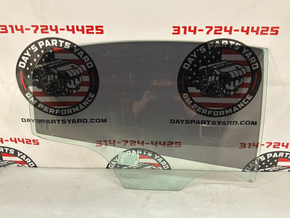 2016 Chevy Caprice PPV RH Passenger Rear Door Window Glass OEM